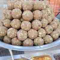 Atta Dry Fruits Laddoo (Hira Sweets, Delhi)