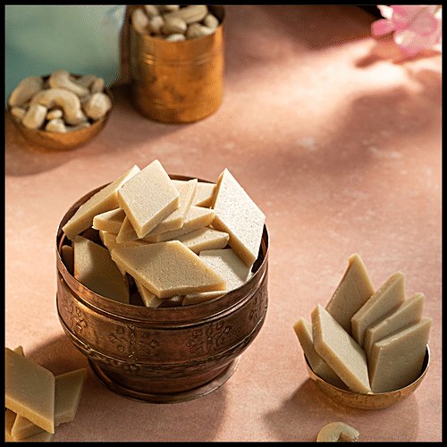 Kaju Burfi (Shyam Sweets, Delhi)