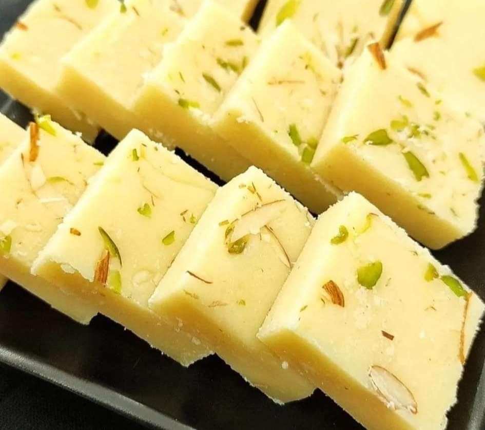 Butter Burfi Petha (Pracheen Petha)