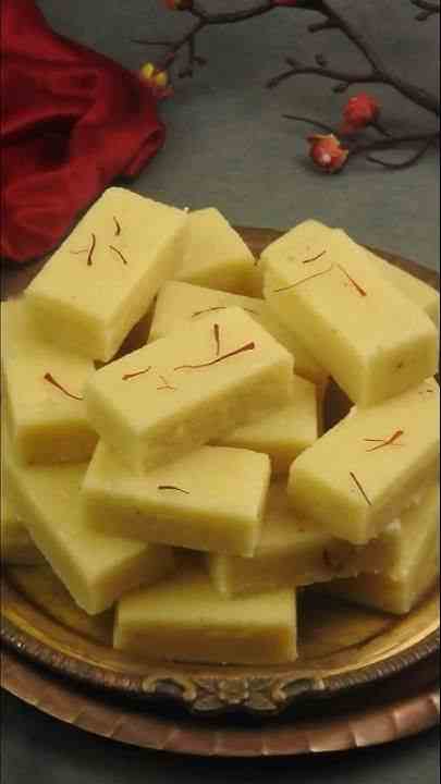 Butter Burfi Petha (Pracheen Petha)