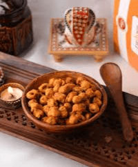 Nut Cracker (Pracheen Petha)