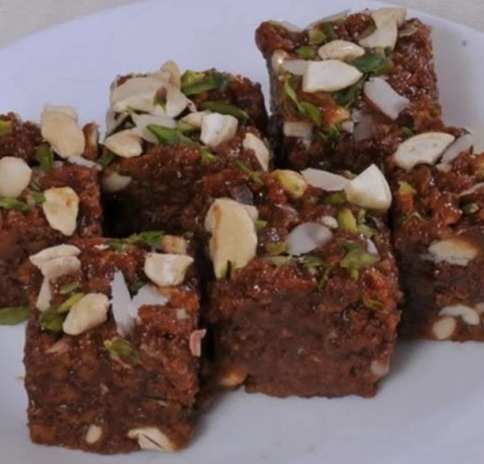 Dhoda Barfi (Hira's Sweets, Shahdara)