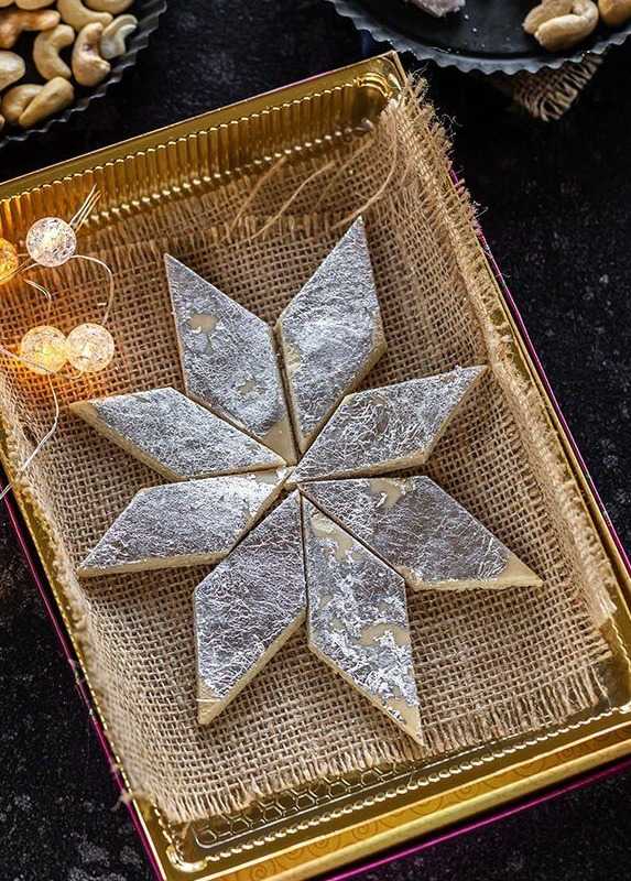 Kaju Barfi (Hira's Sweets, Shahdara)
