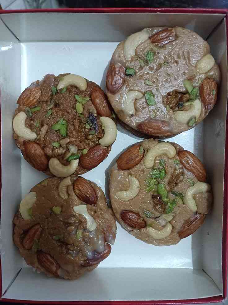 Special Sohan Halwa (Chaina ram Sweets, Chandni Chowk)
