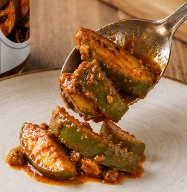 Special Aam (Bina Guthali) Pickle (Prince Pickles, Chandni Chowk)